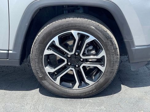 Used 2022 Jeep Compass Limited AWD/4WD image 10
