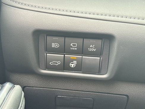 New 2026 Toyota Highlander Platinum AWD/4WD image 38