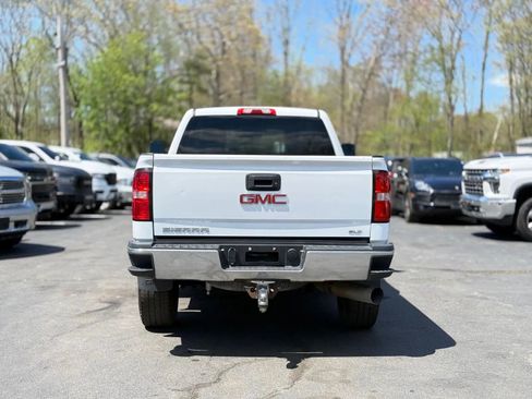 Used 2015 GMC Sierra 2500 SLT w/ Suspension Package, Off-Road AWD/4WD image 7