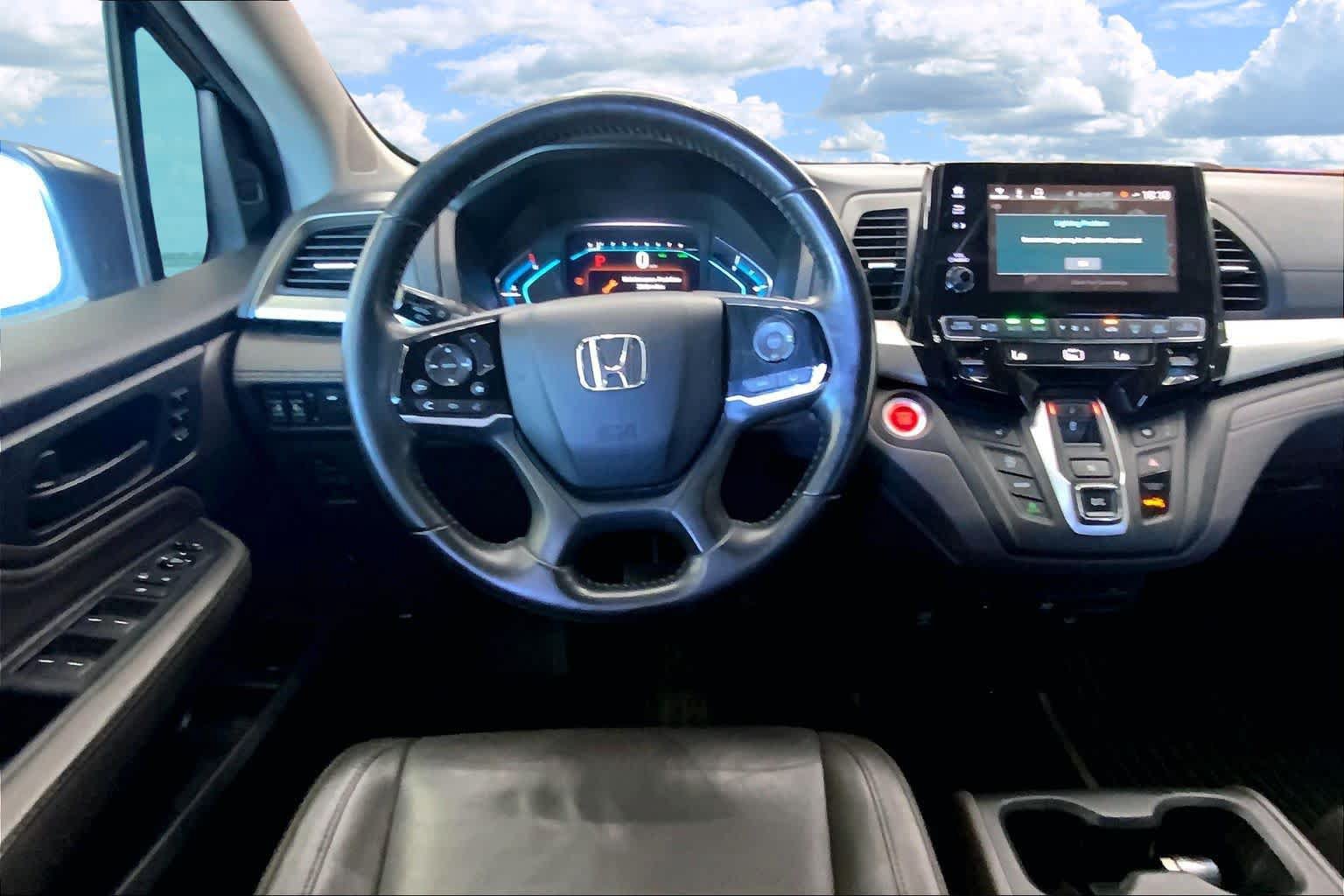 Used 2018 Honda Odyssey Touring image 14
