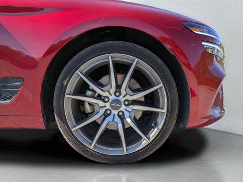 Used 2023 Genesis G70 2.0T image 11