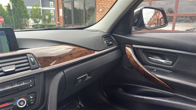 Used 2014 BMW 328i xDrive Sedan AWD/4WD image 39
