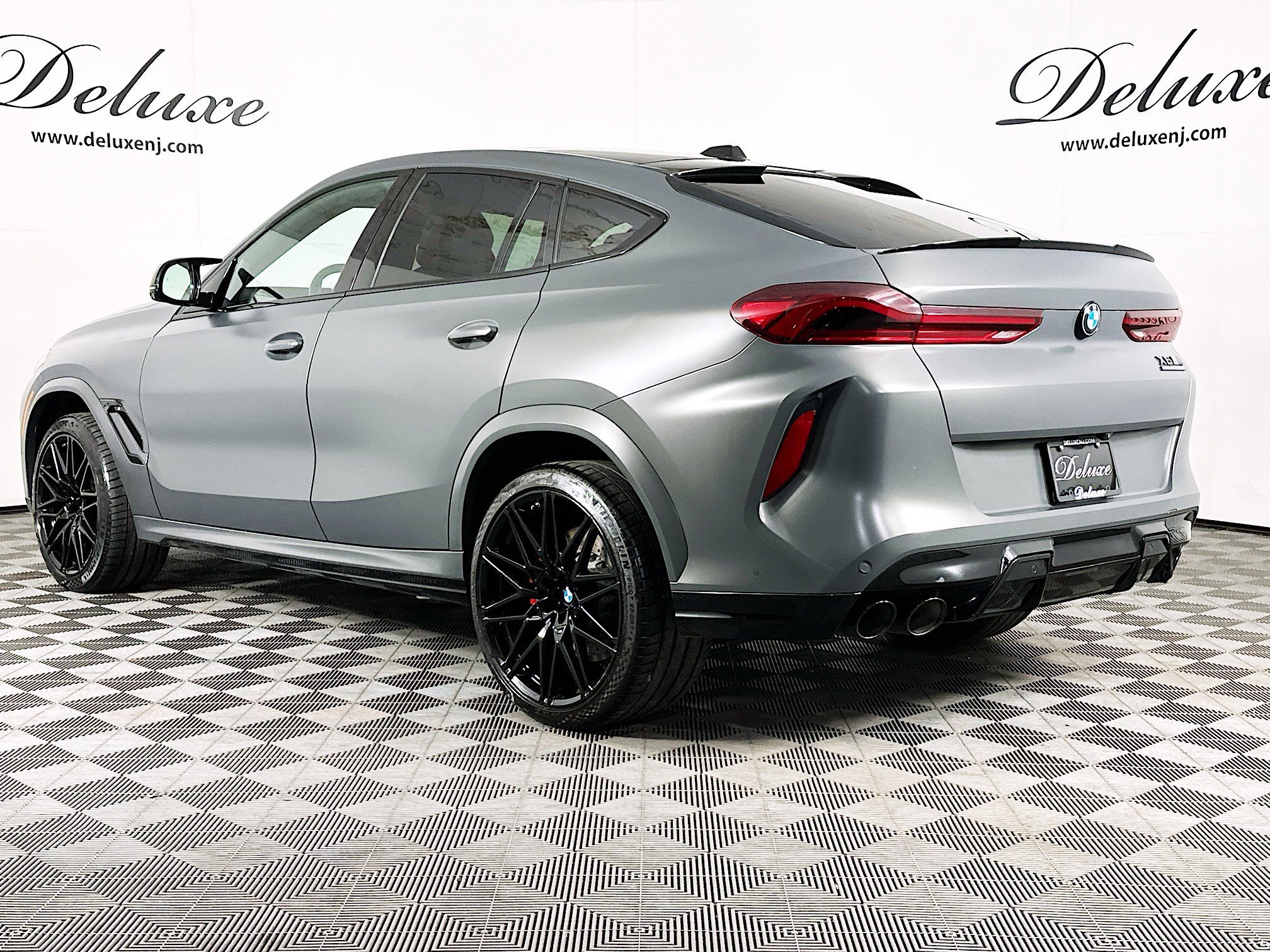 Used 2024 BMW X6 M Competition w/ Executive Package AWD/4WD image 4