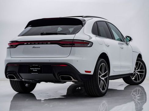 New 2026 Porsche Macan image 11