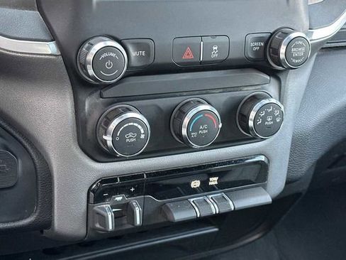 Used 2024 RAM 2500 Big Horn image 17