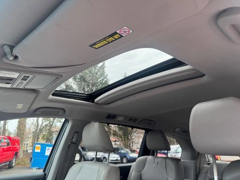 Used 2012 Honda Odyssey EX-L image 16