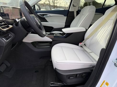 New 2026 Buick Envision Avenir image 14