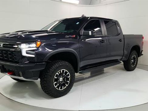 Used 2022 Chevrolet Silverado 1500 ZR2 AWD/4WD image 3