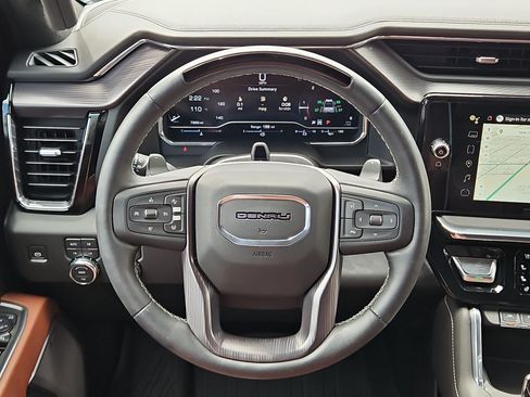 Certified 2025 GMC Sierra 1500 Denali Ultimate AWD/4WD image 16