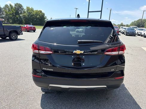Used 2024 Chevrolet Equinox LT w/ LPO, Floor Liner Package FWD image 8