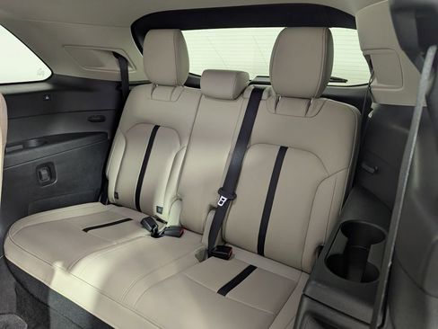 Used 2024 MAZDA CX-90 Plug-In Hybrid w/ Preferred image 15