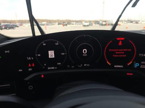 Used 2020 Porsche Taycan Turbo S image 10