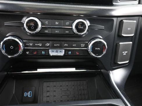 Used 2024 Ford F150 Raptor AWD/4WD image 25