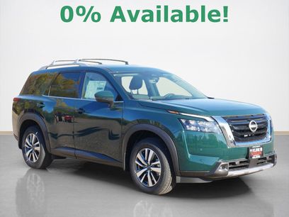 New 2025 Nissan Pathfinder SL