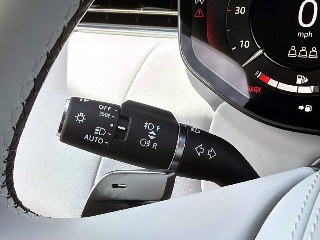 New 2026 Land Rover Range Rover Sport Dynamic SE AWD/4WD image 29