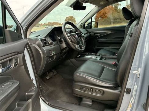 Certified 2022 Honda Pilot Special Edition image 3