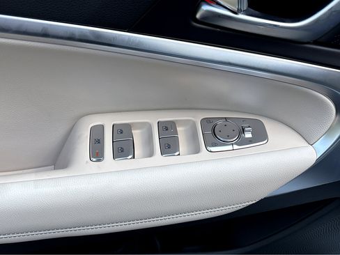 New 2026 Genesis G70 2.5T Prestige image 24