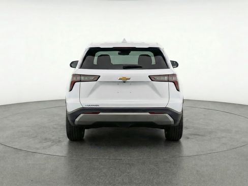 Used 2025 Chevrolet Equinox LT image 7