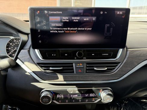 Used 2025 Nissan Altima 2.5 SL AWD/4WD image 21