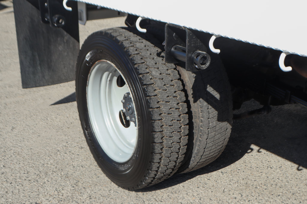 Used 2019 RAM 5500 Tradesman RWD image 38