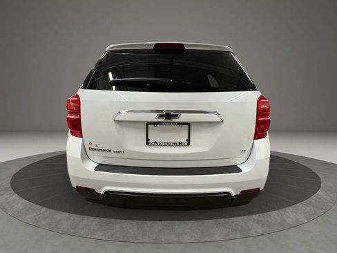 Used 2017 Chevrolet Equinox LT AWD/4WD image 4
