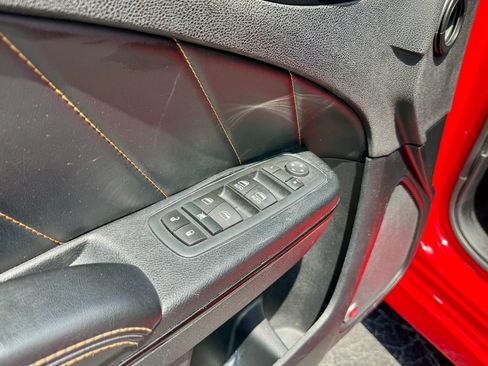 Used 2017 Dodge Charger R/T RWD image 12