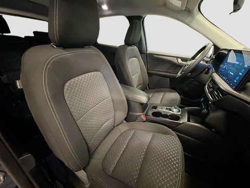 Used 2023 Ford Escape Active w/ Tech Pack #2 AWD/4WD image 31