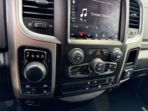Used 2018 RAM 1500 Big Horn AWD/4WD image 27