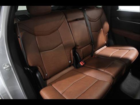 Used 2025 Cadillac XT5 Premium Luxury w/ Technology Package AWD/4WD image 20