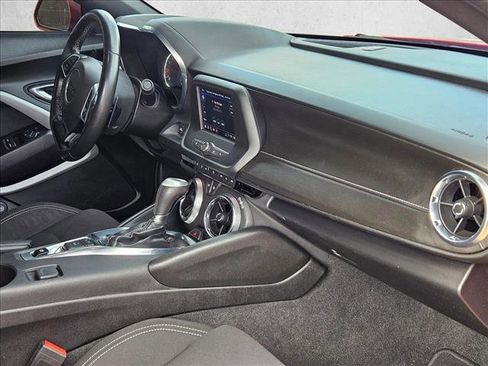 Used 2021 Chevrolet Camaro LT image 22