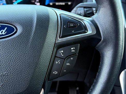 Certified 2022 Ford Edge Titanium image 20