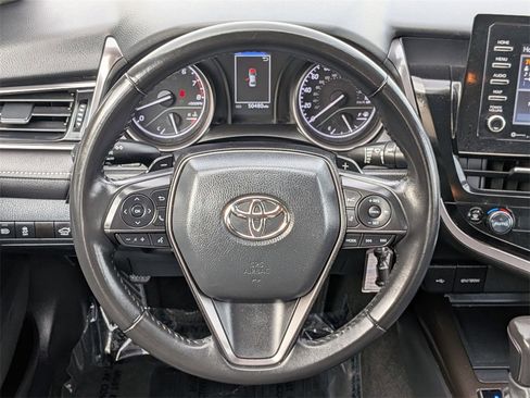Used 2024 Toyota Camry SE image 22