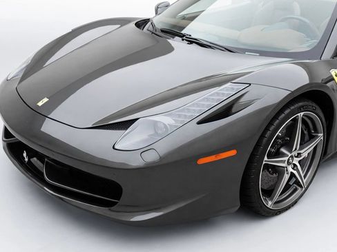 Used 2013 Ferrari 458 Spider RWD image 30