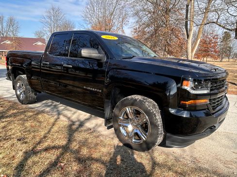 Used 2016 Chevrolet Silverado 1500 Custom w/ Custom Convenience Package image 7