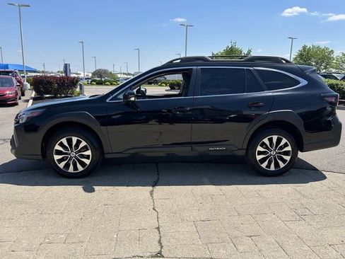 Certified 2025 Subaru Outback Limited AWD/4WD image 4