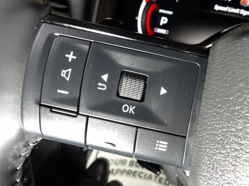 Used 2026 Nissan Rogue SL AWD/4WD image 24