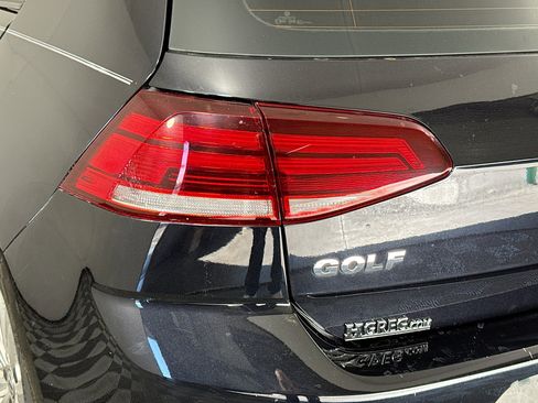 Used 2020 Volkswagen Golf 4-Door image 36