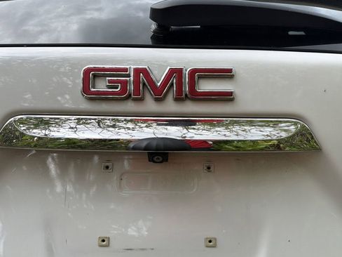 Used 2020 GMC Terrain SLT image 7