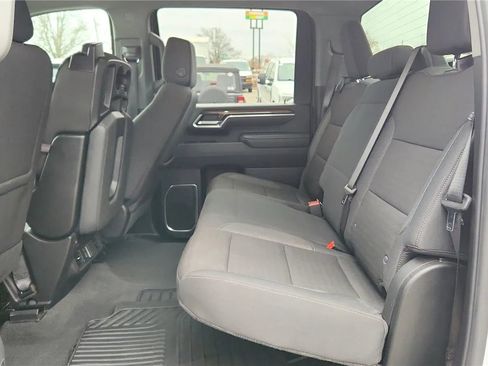 Used 2025 Chevrolet Silverado 2500 LT w/ Convenience Package image 28