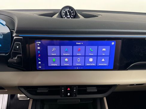 New 2025 Porsche Macan 4S Electric image 30