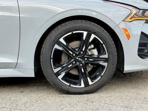 Used 2024 Kia K5 GT-Line AWD/4WD image 8