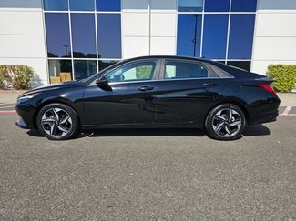 Used 2023 Hyundai Elantra Limited w/ Cargo Package FWD video 2