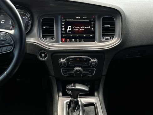 Used 2023 Dodge Charger SXT RWD image 17