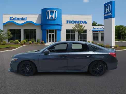 Used 2022 Honda Civic Sport image 3
