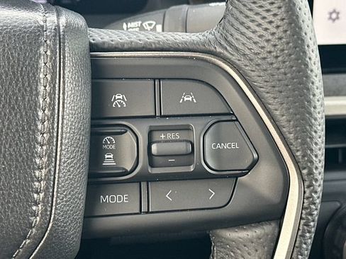 Used 2024 Toyota Tacoma Limited w/ Limited Package (LT) AWD/4WD image 23