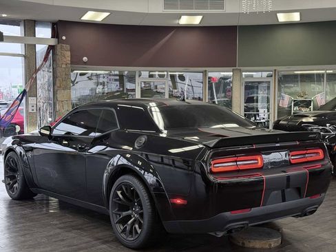 Used 2023 Dodge Challenger SRT Hellcat image 10