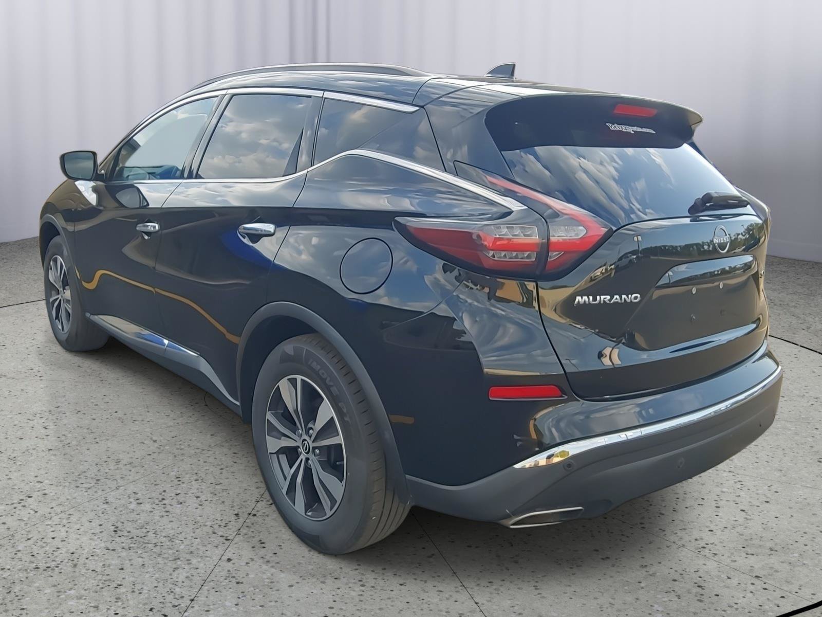 Used 2023 Nissan Murano SV AWD/4WD image 9