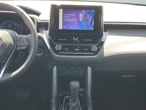 Used 2023 Toyota Corolla Cross AWD Hybrid w/ Convenience Package image 15