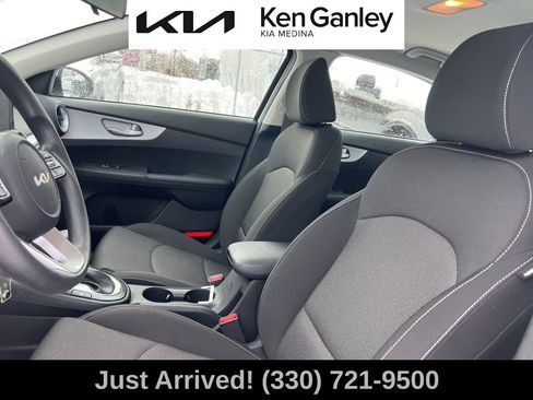 Certified 2024 Kia Forte LXS image 11
