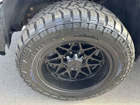 Used 2024 GMC Sierra 2500 AT4 w/ AT4 Premium Plus Package image 15